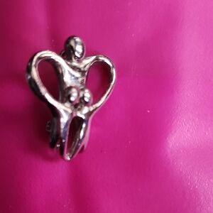 Silvertone Mother And 2 Children Brooch/Pendant